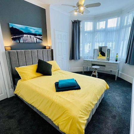 Flat In The Heart Of Leigh On Sea Less Than 2 Miles From The Beach Саутенд-он-Си Экстерьер фото