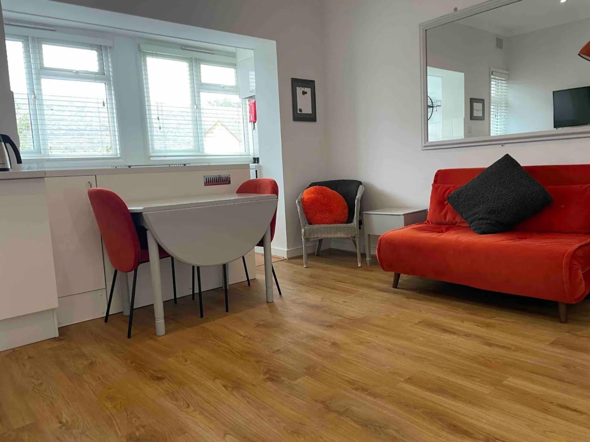 Flat In The Heart Of Leigh On Sea Less Than 2 Miles From The Beach Саутенд-он-Си Экстерьер фото