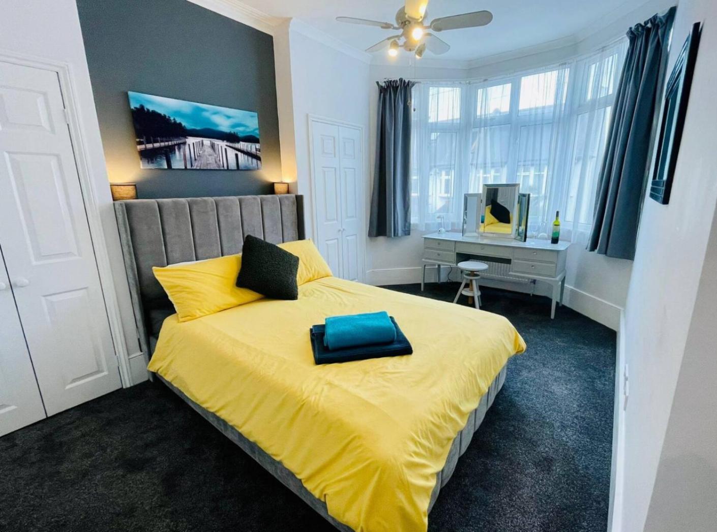 Flat In The Heart Of Leigh On Sea Less Than 2 Miles From The Beach Саутенд-он-Си Экстерьер фото