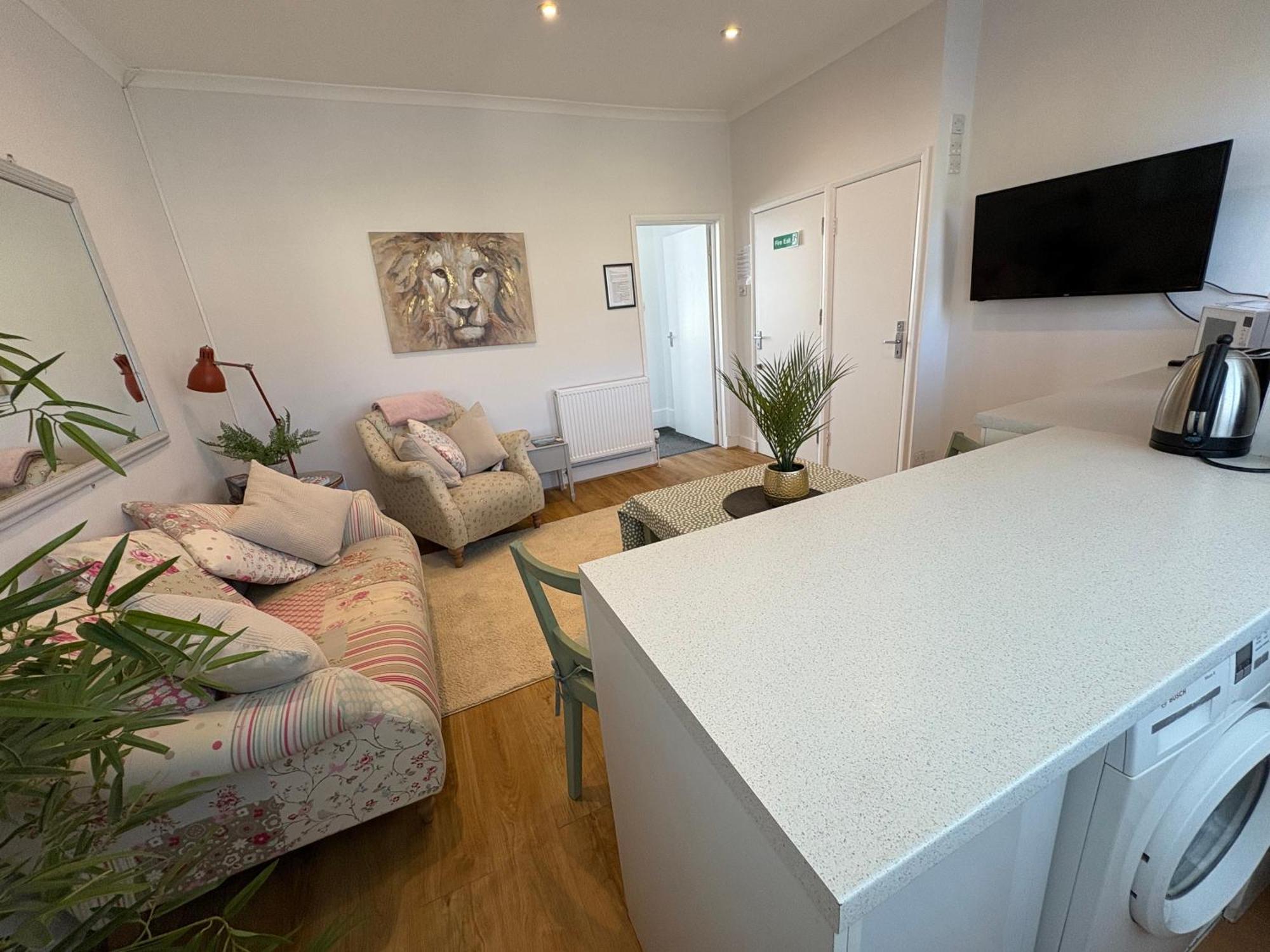 Flat In The Heart Of Leigh On Sea Less Than 2 Miles From The Beach Саутенд-он-Си Экстерьер фото